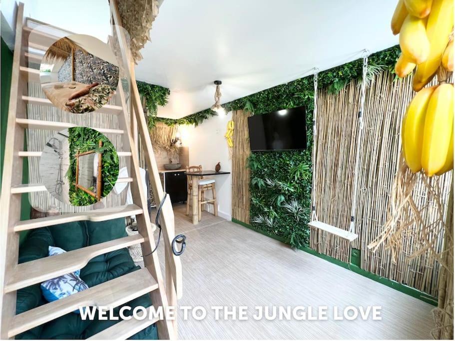 Nuit Dans La Jungle - Love Room Souppes-sur-Loing Zewnętrze zdjęcie