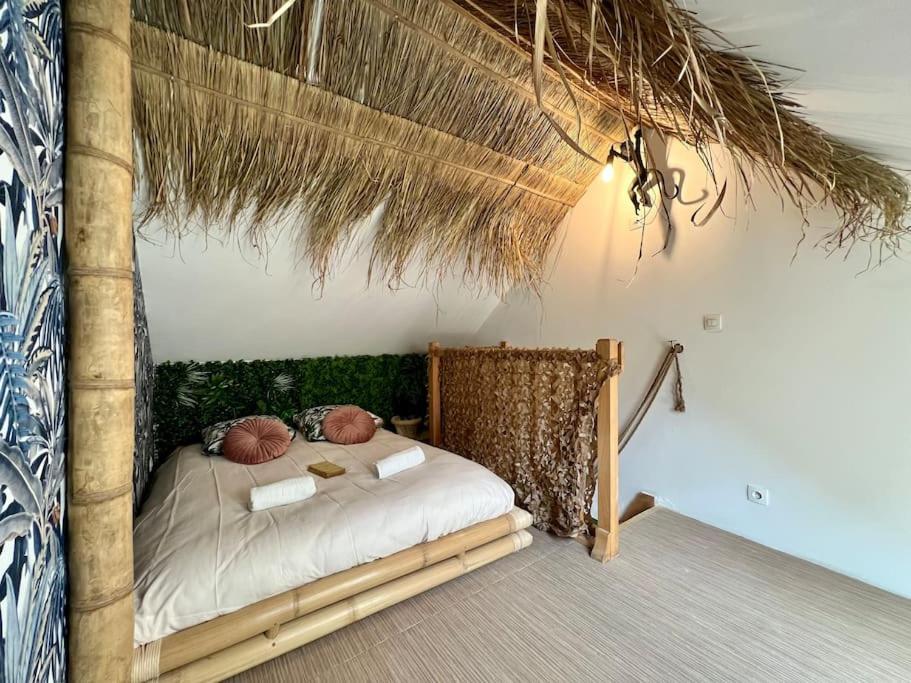 Nuit Dans La Jungle - Love Room Souppes-sur-Loing Zewnętrze zdjęcie